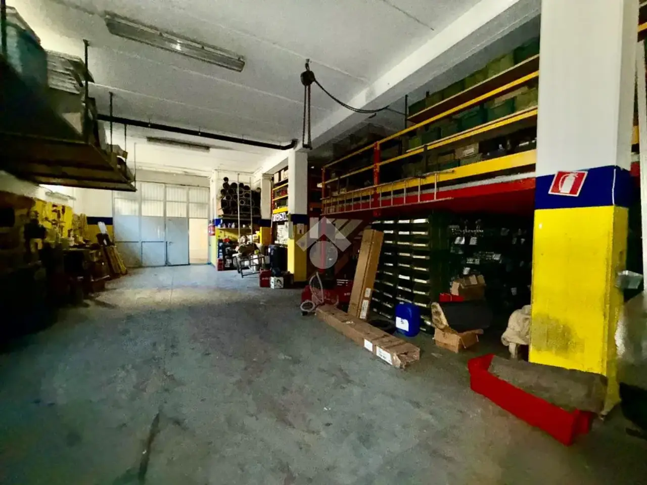 Magazzino in Corso Lancieri di Aosta 2, Aosta, {3} - Foto 2