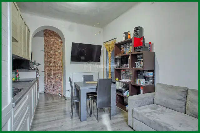 2-room flat in {3}, - Photo 1