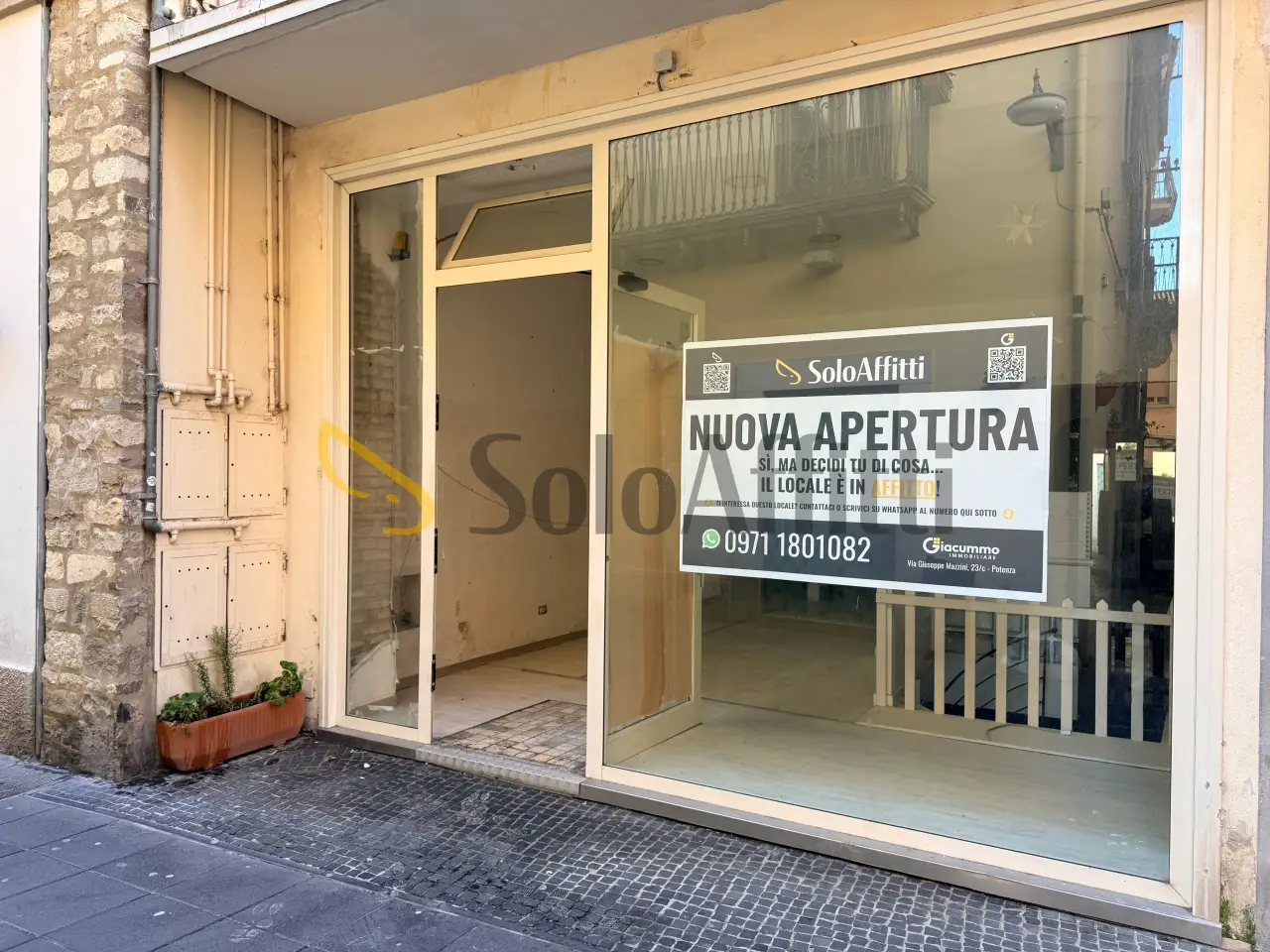 Negozio in Via Pretoria 43, Potenza, {3} - Foto 1