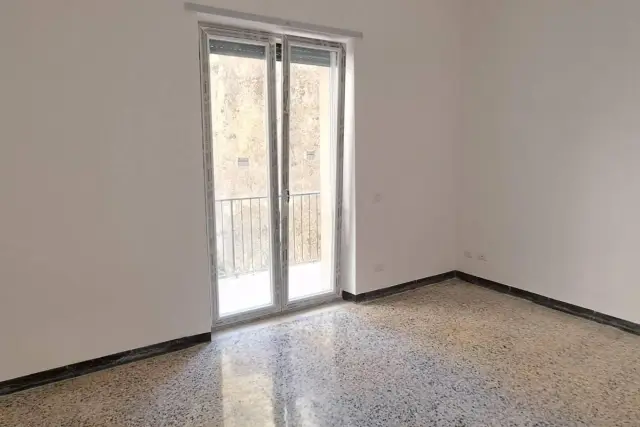 3-room flat in Via Battistello Caracciolo 31, Napoli - Photo 1