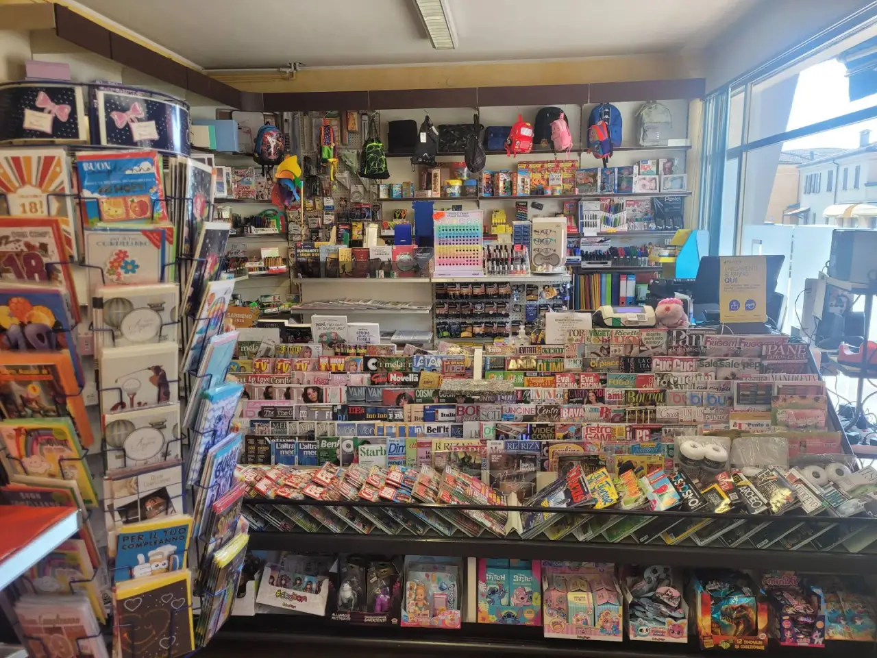 Cartoleria in Via Roma 5, Porto Mantovano, {3} - Foto 2