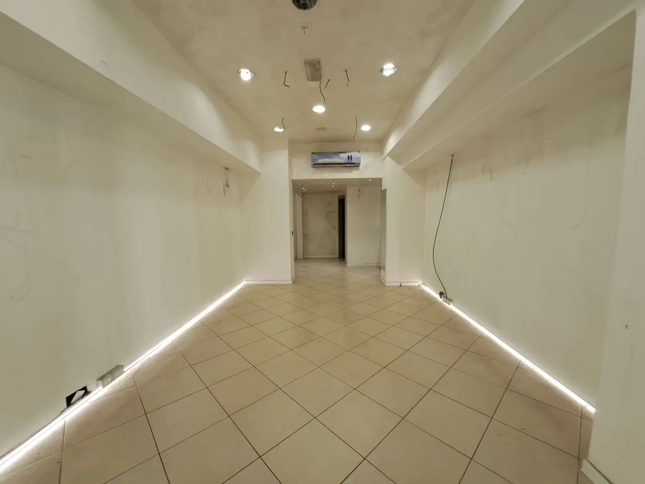 Negozio in Via Grande 160, Livorno, {3} - Foto 1