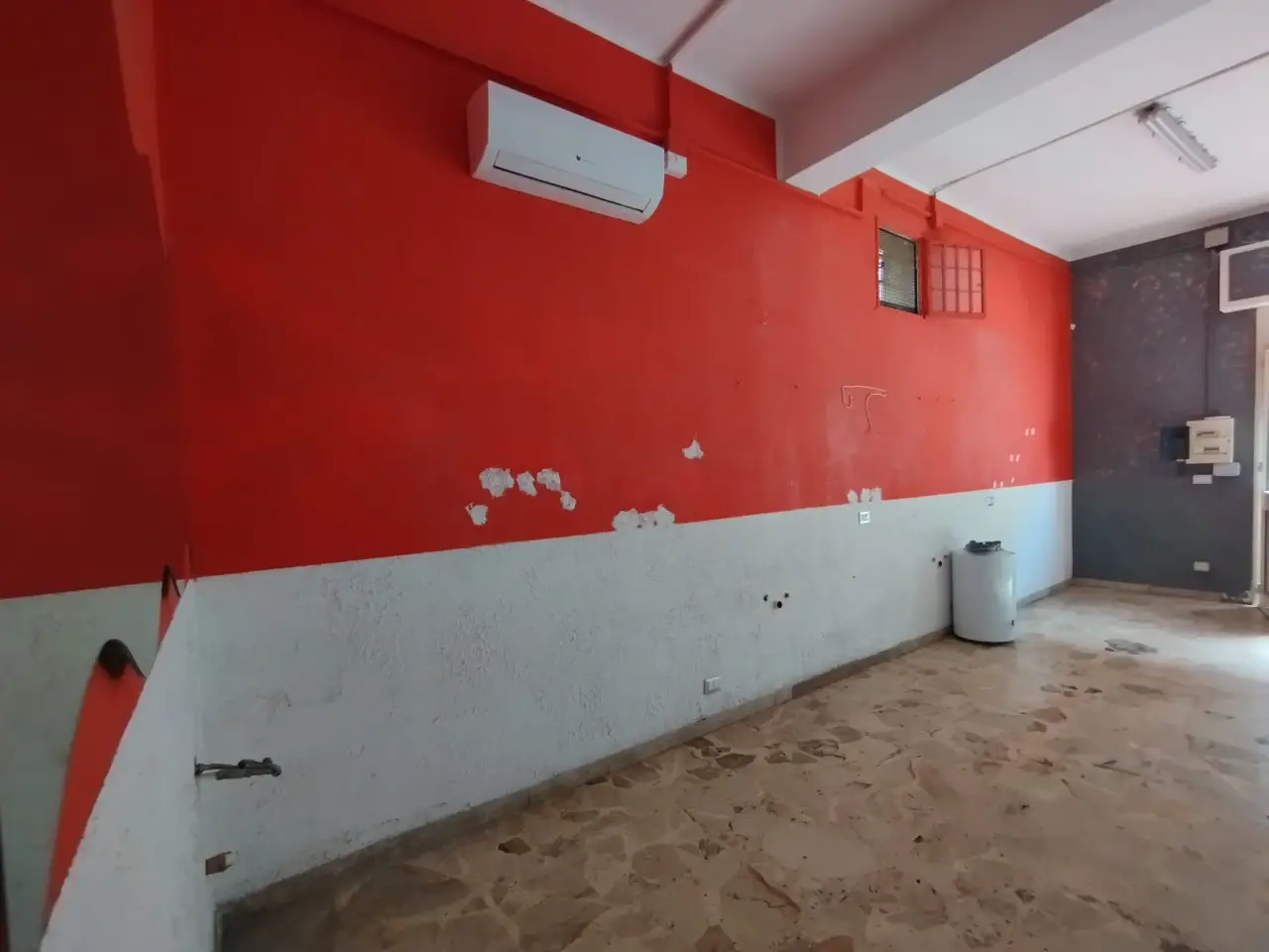 Magazzino in Via Giuseppe Pianell 22, Palermo, {3} - Foto 1