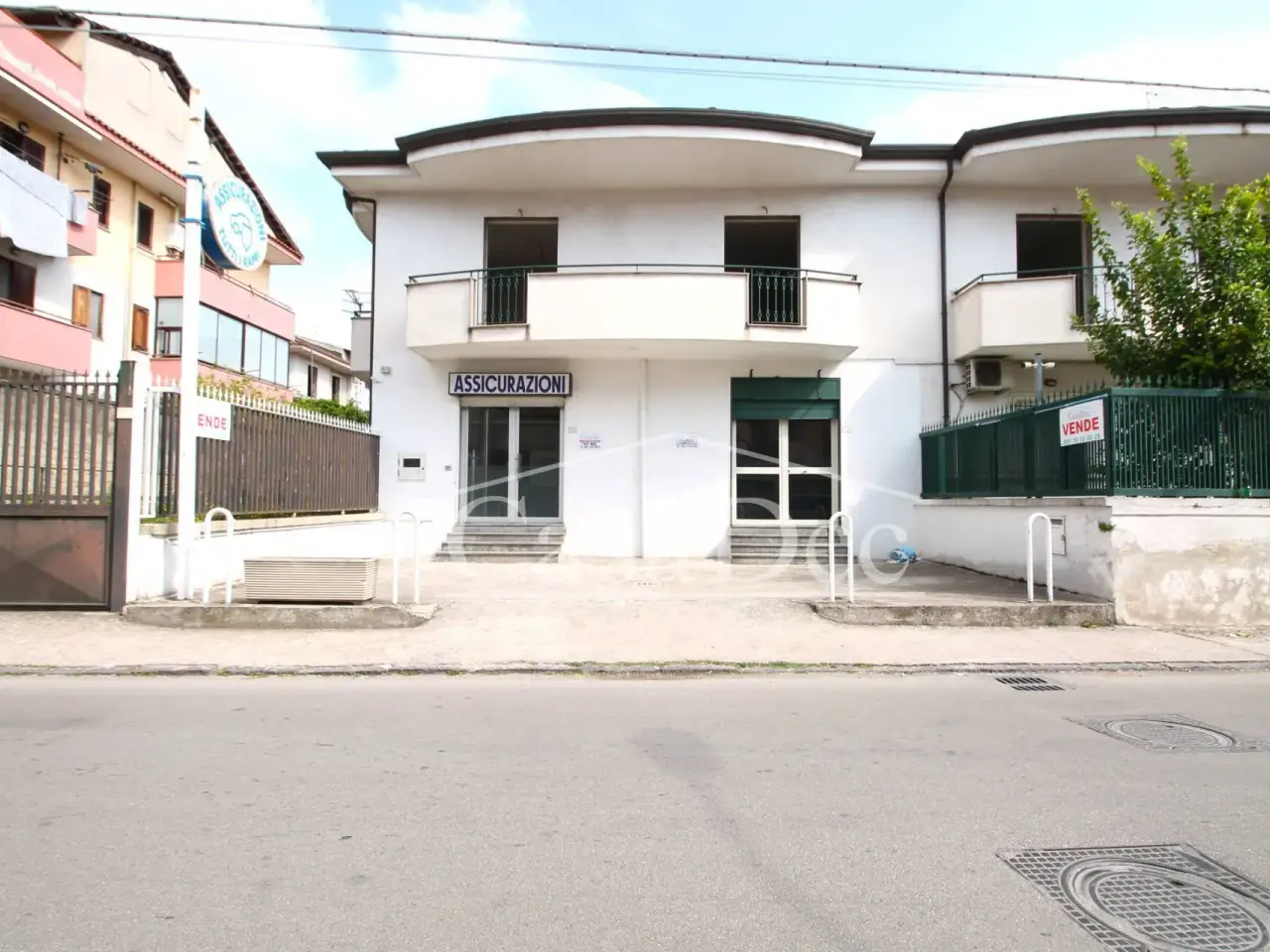 Negozio in Via Nunziale San Antonio, Trentola Ducenta, {3} - Foto 1