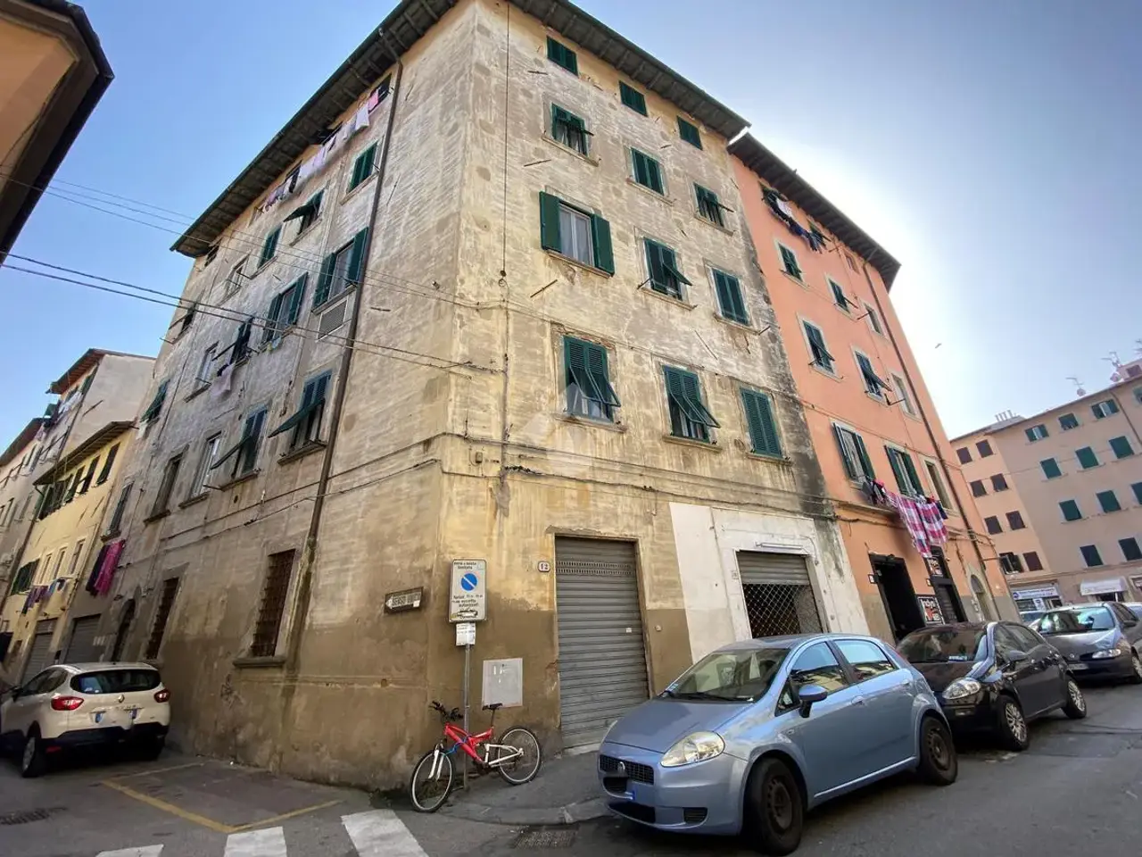 Magazzino in Via Terrazzini 12, Livorno, {3} - Foto 1