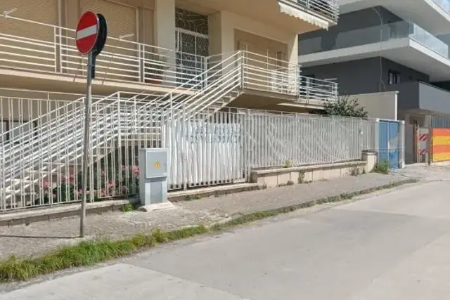 insertion image