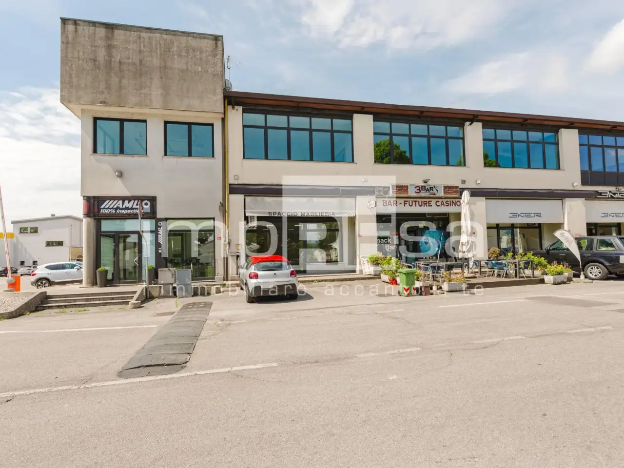 Negozio in Via Conegliano 96, Susegana, {3} - Foto 1