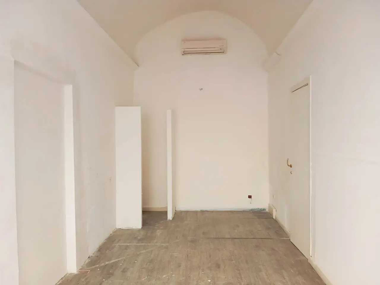 Negozio in Centro, Terni, {3} - Foto 1