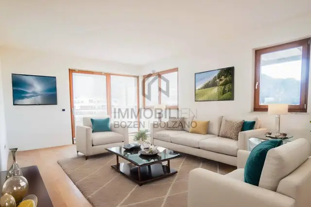 4-room flat in Via Renon 12, Bolzano - Photo 1