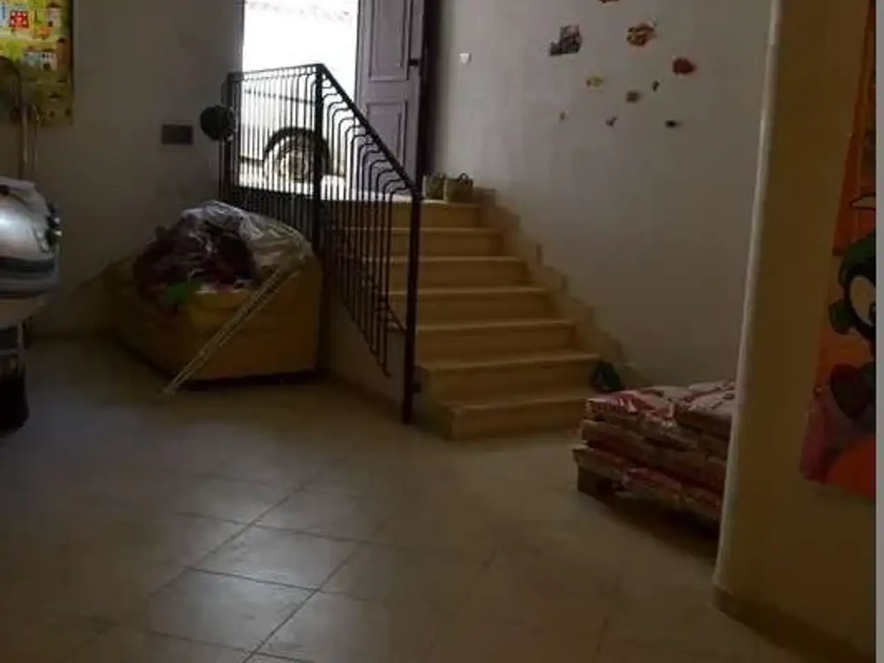 Parcheggio chiuso in Via Santa Sabina, Carovigno, Brindisi, Puglia, Italia, Carovigno, {3} - Foto 1