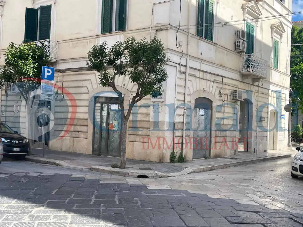 Negozio in Corso Vittorio Emanuele 153, Trani, {3} - Foto 1