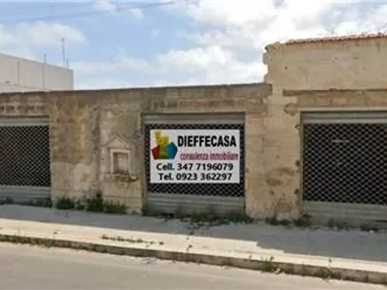 Negozio in Via Mazara , Marsala (Tp), Marsala, {3} - Foto 1