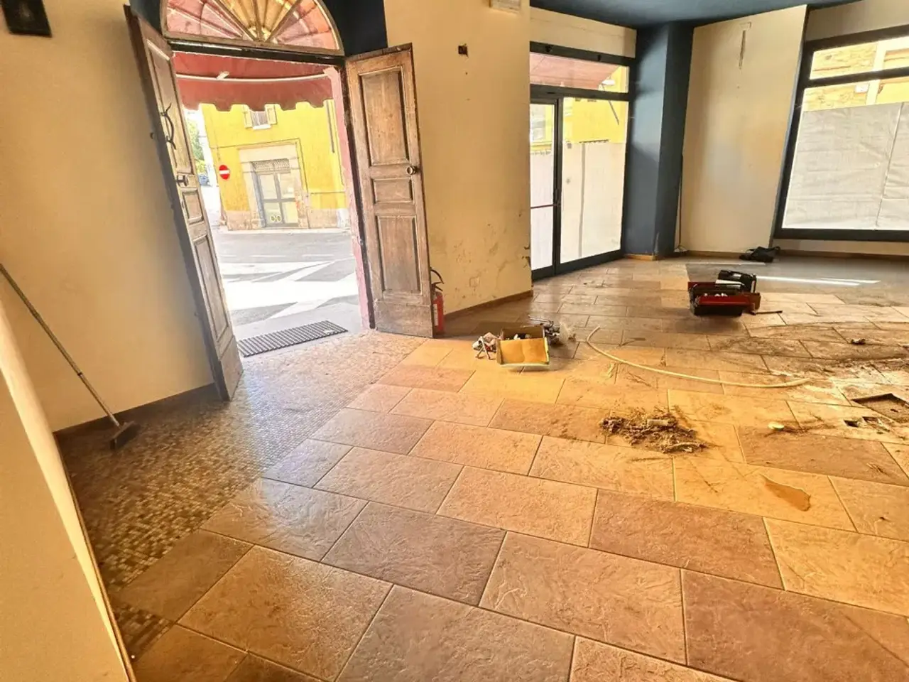 Negozio in Piazza Italo Pizzi, Fornovo Di Taro, {3} - Foto 2