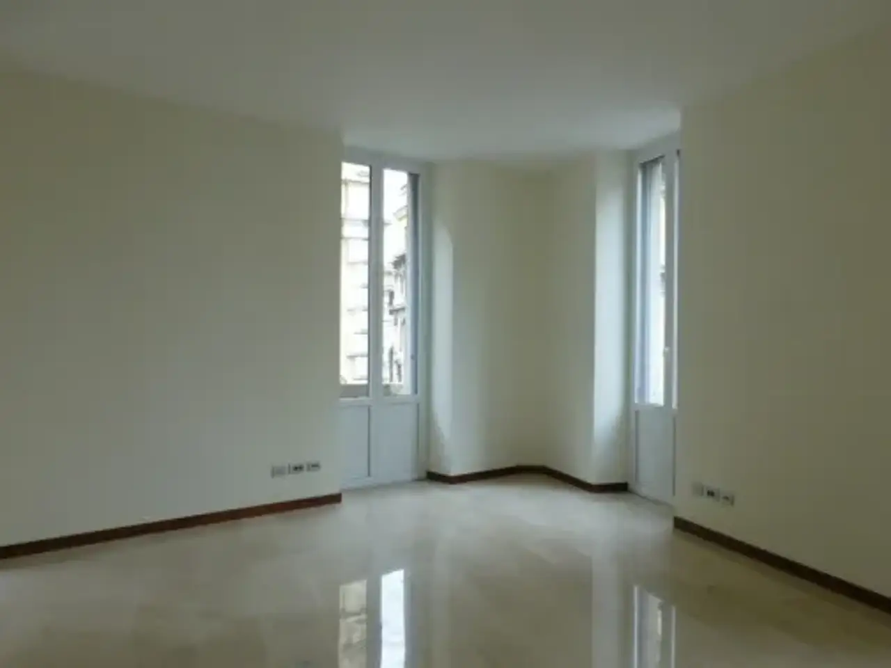 Ufficio in , Milano, {3} - Foto 1