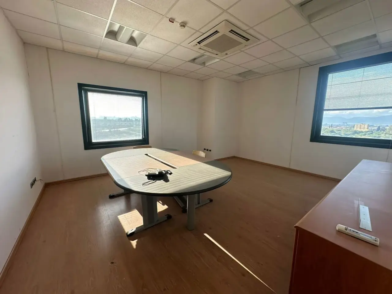 Ufficio in Viale Monastir  178, Cagliari, {3} - Foto 2