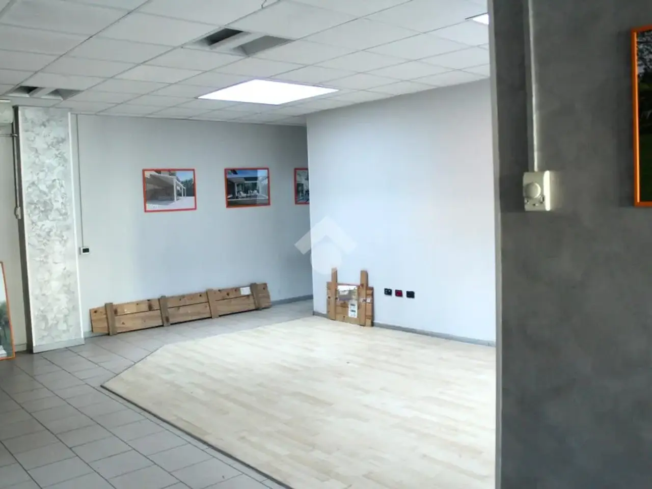 Ufficio in Via Antonio Meucci, Forlì, {3} - Foto 1