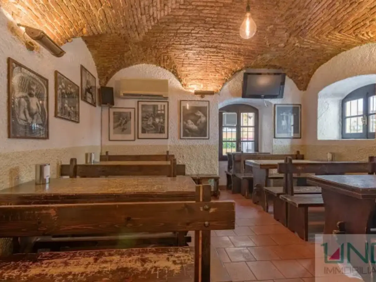 Pub in , Loano, {3} - Foto 2