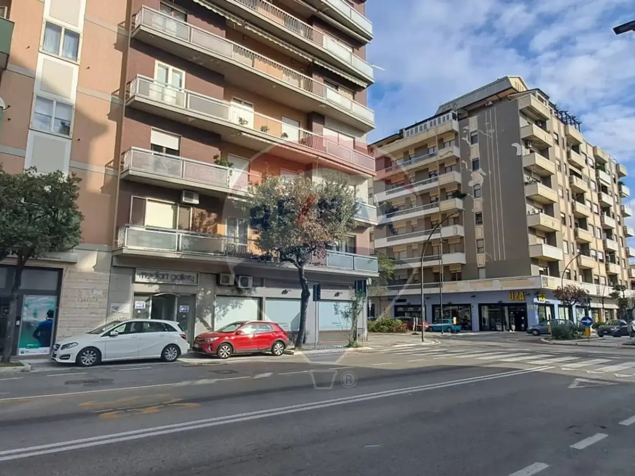 Negozio in Viale Marconi 265, Pescara, {3} - Foto 2