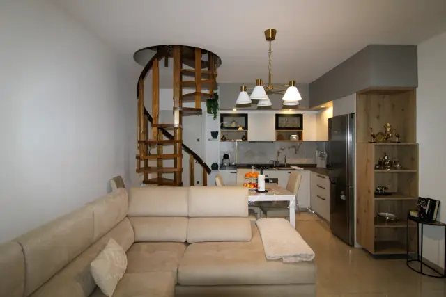 2-room flat in Via Sottotenente Mario Rigamonti 19, Centro Valle Intelvi - Photo 1