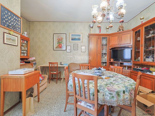 4-room flat in {3}, - Photo 1