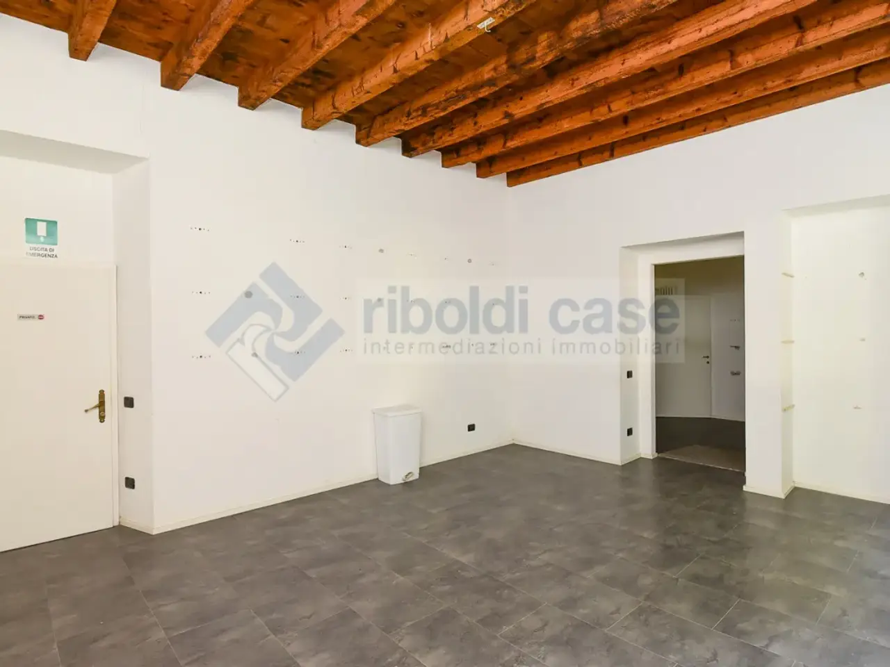 Negozio in , Carate Brianza, {3} - Foto 2