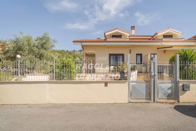 Villa in Via delle Calcare 22, Rocca di Papa - Foto 1