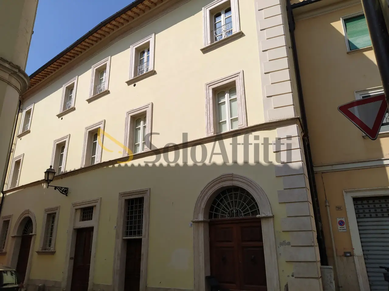 Negozio in Via XI Febbraio, Terni, {3} - Foto 1