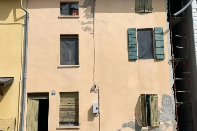 Casa indipendente in Strada Martiri della Libertà, Sorbolo Mezzani - Foto 1