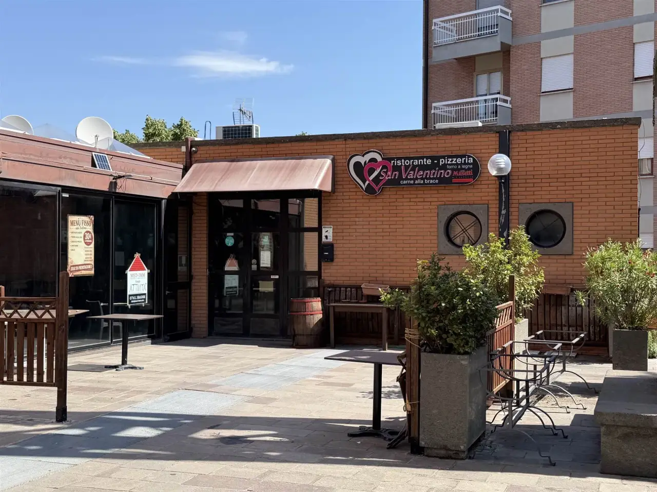 Negozio in Via Monte San Valentino, Viterbo, {3} - Foto 1