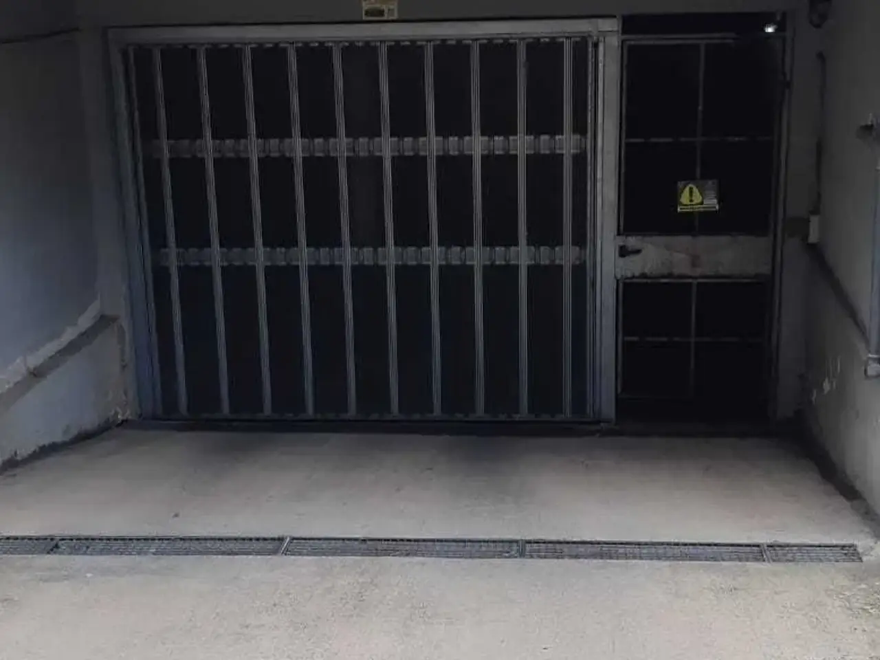 Parcheggio chiuso in Via Vincenzo Bianco 6, Lanciano, {3} - Foto 1