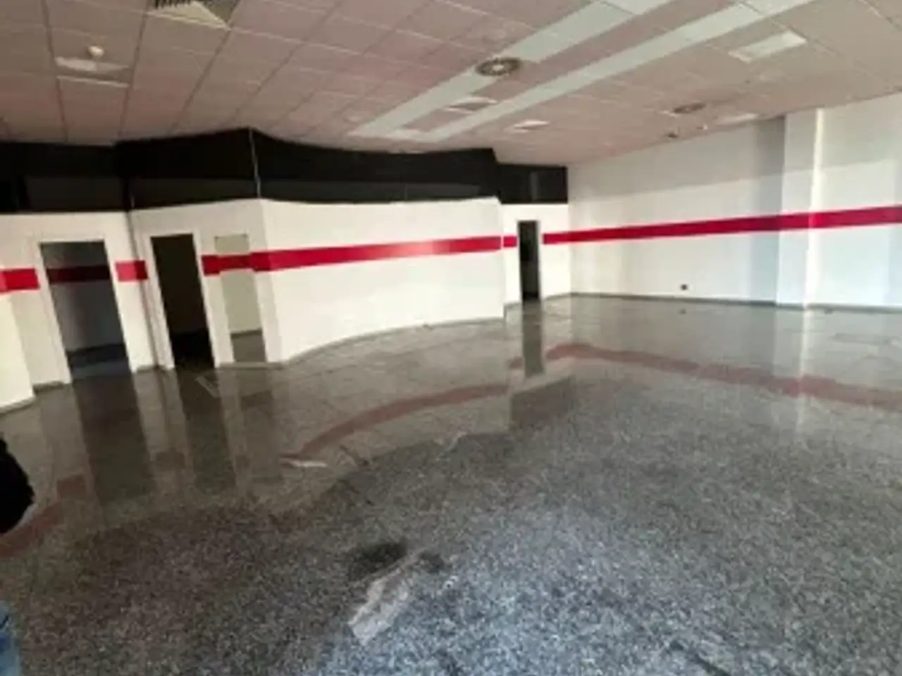 Negozio in Via Piemonte 18, San Martino Siccomario, {3} - Foto 2