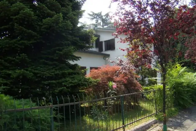 4-room flat in Viale San Carlo 36, Segrate - Photo 1