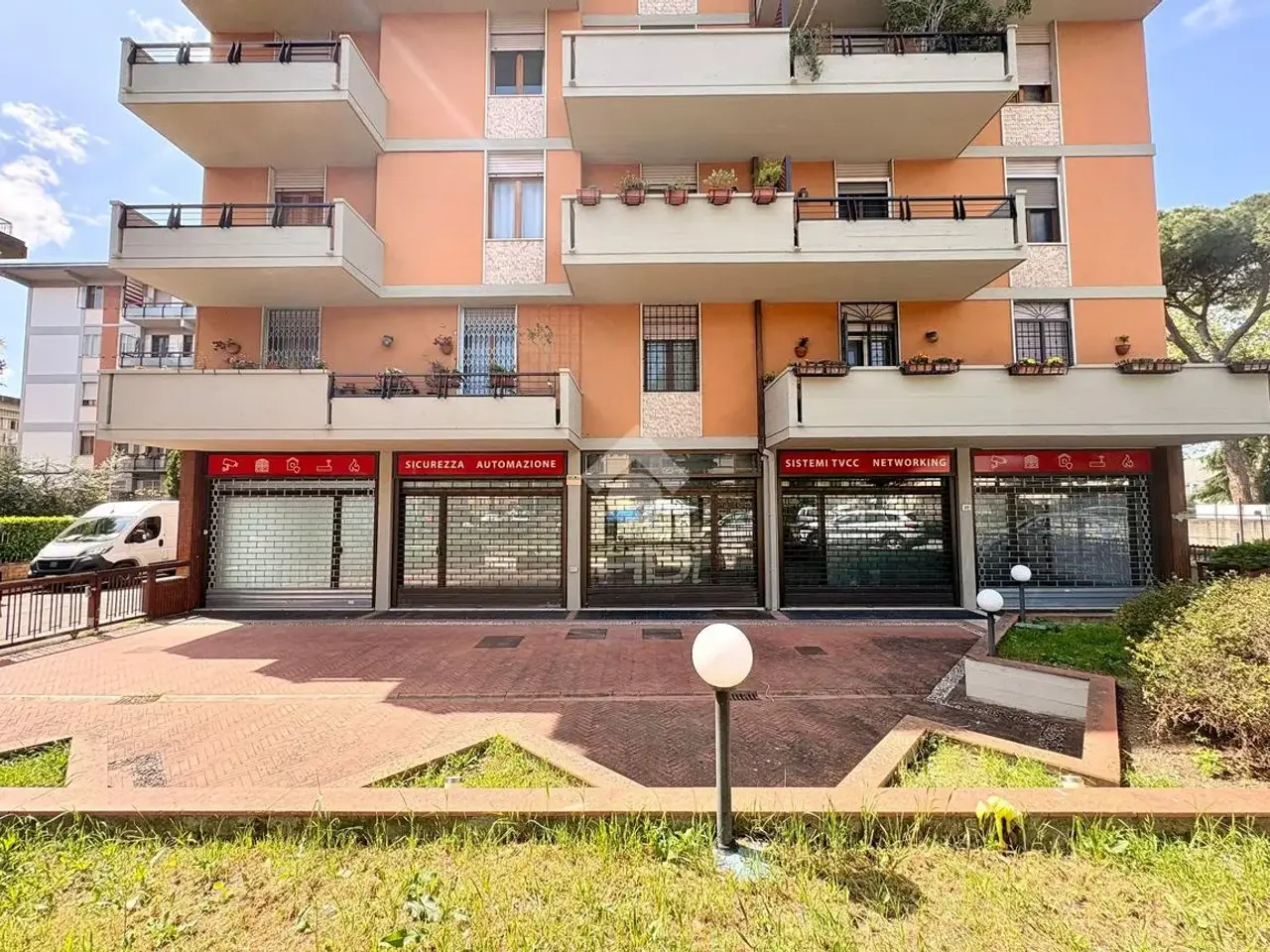 Negozio in Via Pontassieve 2, Firenze, {3} - Foto 1