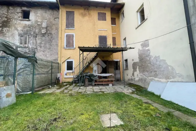 insertion image