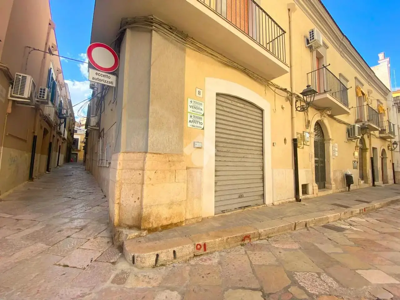 Negozio in Via San Severino 8, San Severo, {3} - Foto 1
