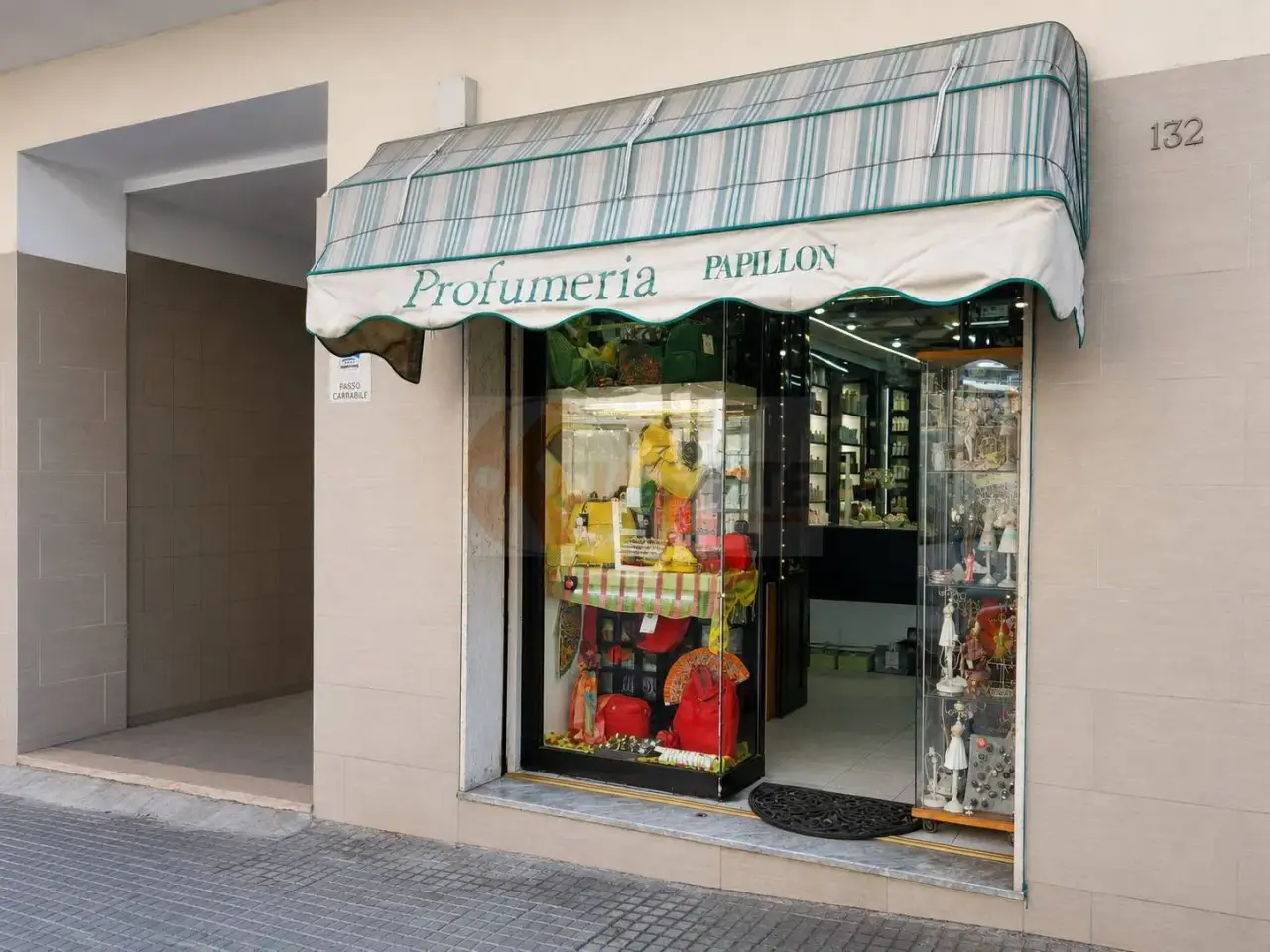 Esercizio commerciale in Via Roma 132, Sassari, {3} - Foto 1