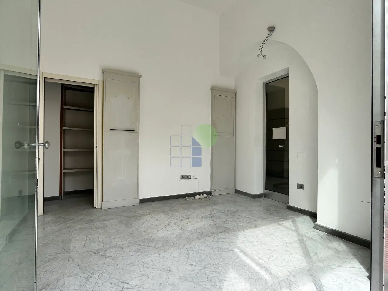 Palazzina commerciale in Via Ricasoli 115, Livorno, {3} - Foto 2
