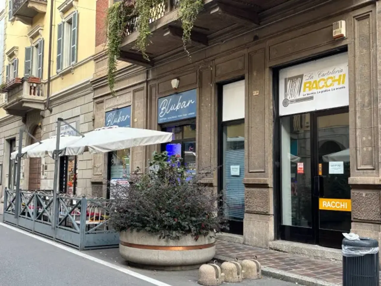 Negozio in Corso Giuseppe Mazzini 17b, Novara, {3} - Foto 1