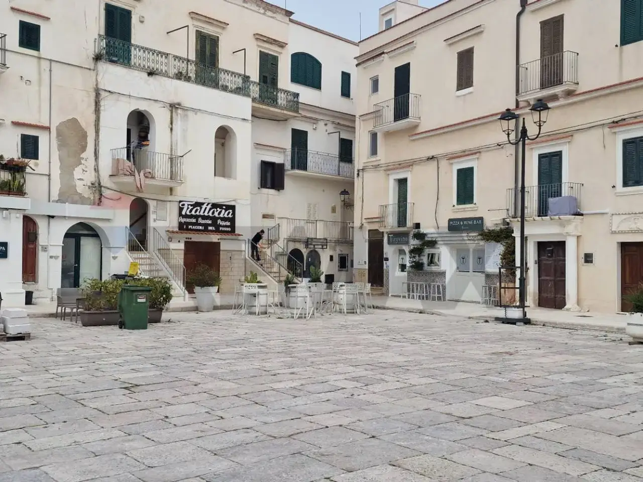 Negozio in Piazza Vittorio Emanuele 16, Vieste, {3} - Foto 2