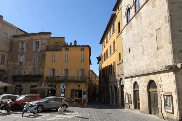 Dreizimmerwohnung in  Todi Corso Cavour, Todi - Foto 1