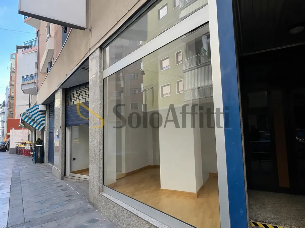 Negozio in , Barletta, {3} - Foto 1