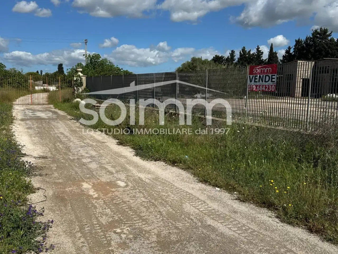 Capannone in S.S. 130 Km 7,00, Elmas, {3} - Foto 1