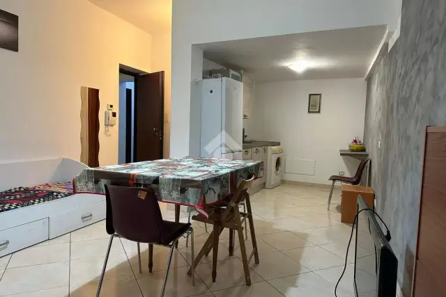 Zweizimmerwohnung in Via Generale Sirtori Giuseppe 20, Palermo - Foto 1