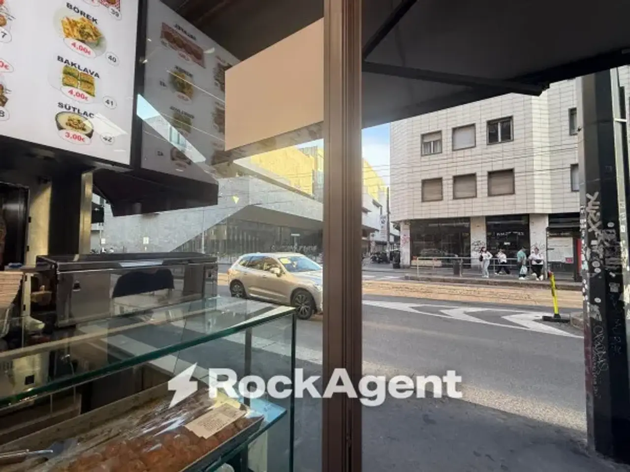 Alimentari in Viale Bligny 1, Milano, {3} - Foto 2
