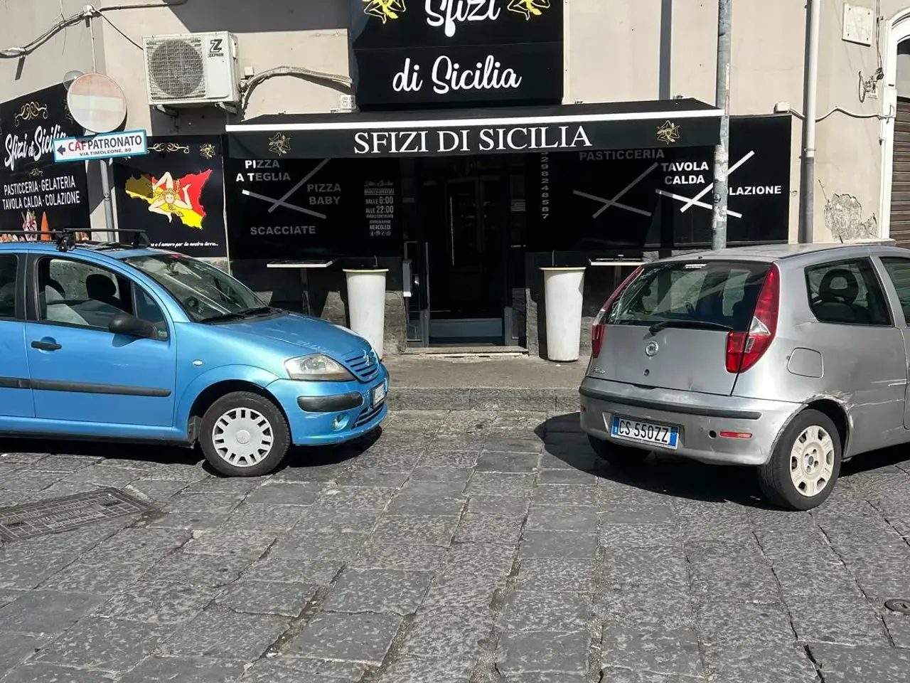 Bar in Via Timoleone, Catania, {3} - Foto 1