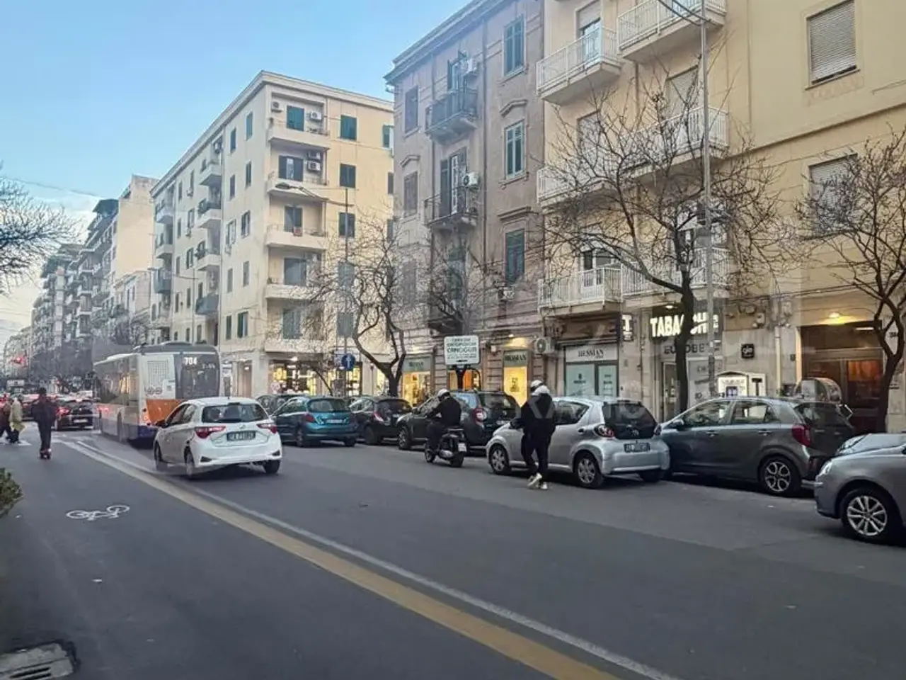 Negozio in Via Sciuti 36, Palermo, {3} - Foto 1