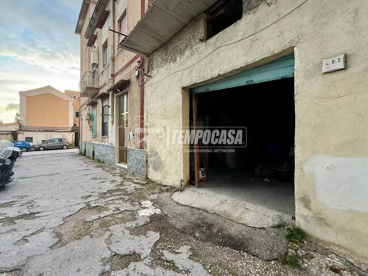 Laboratorio in Via Vicinale San Maria del Pianto 9/Bis, Napoli, {3} - Foto 2