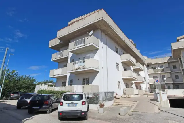 3-room flat in Via Michetti 6, Alba Adriatica - Photo 1