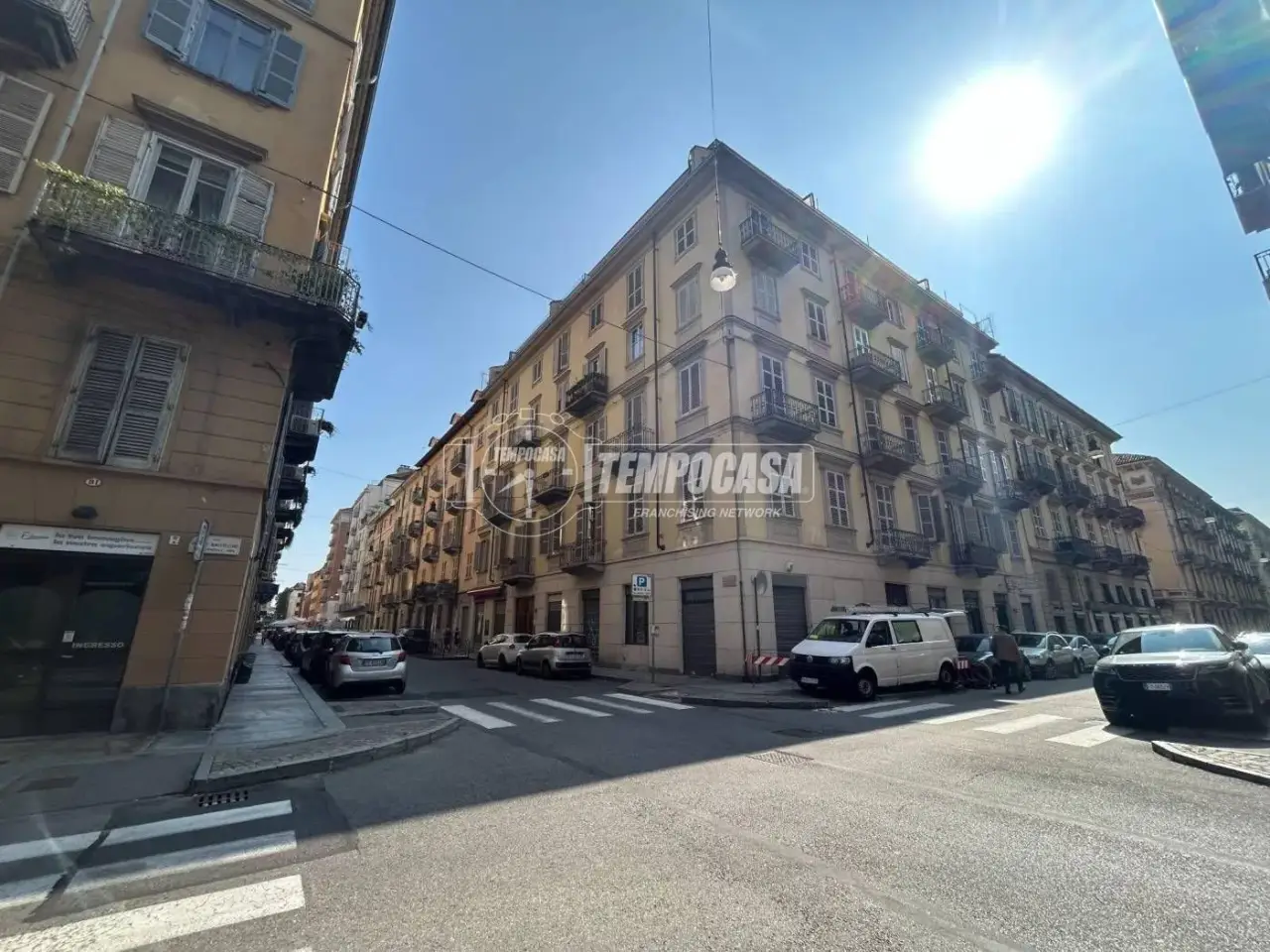 Negozio in Via Rodolfo Montevecchio 10, Torino, {3} - Foto 2