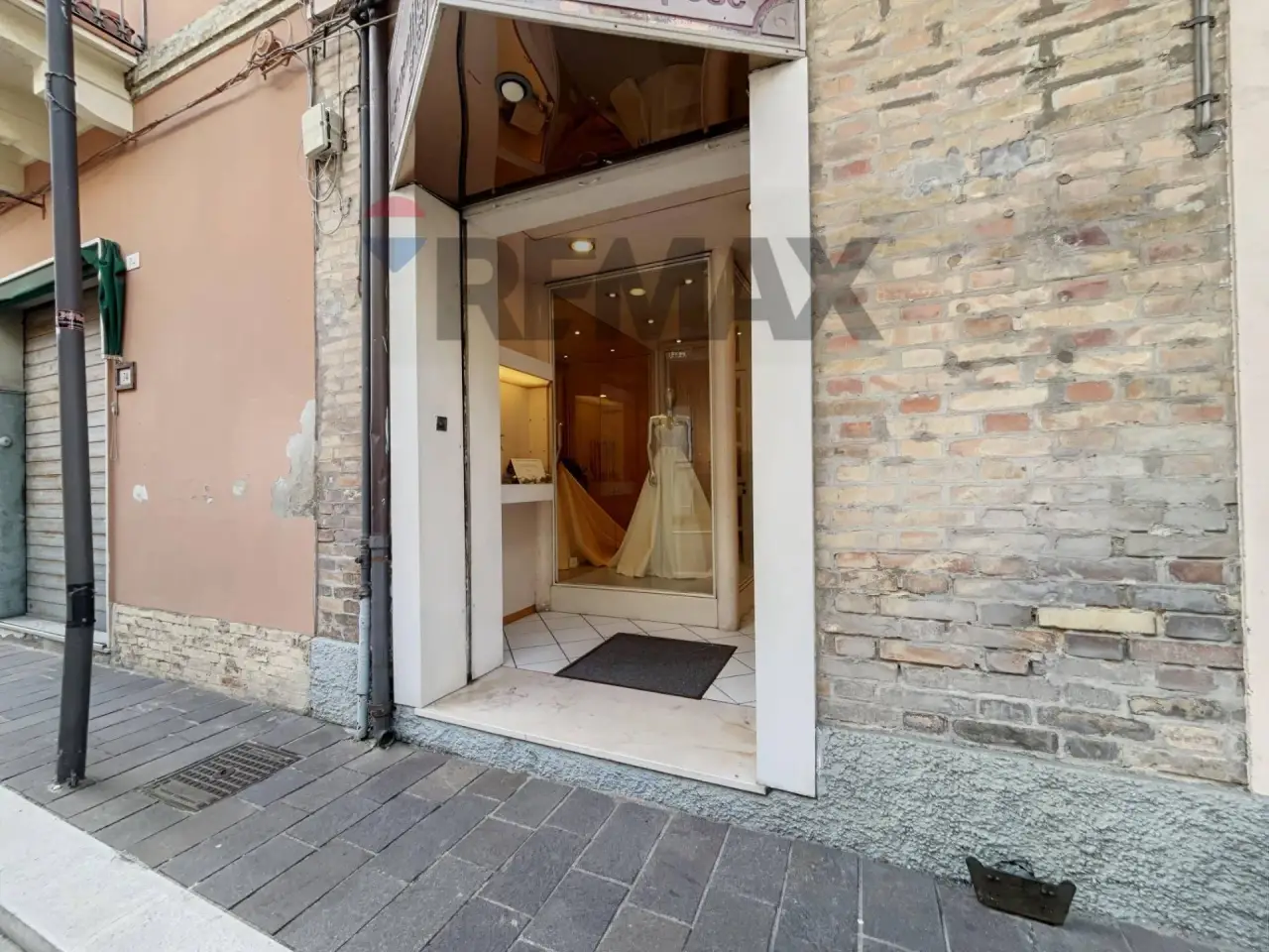 Negozio in Via Corso Bandiera 71, Lanciano, {3} - Foto 2